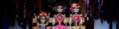 Los Muertos Dolls - Free LinkedIn Background Photo